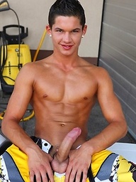 Thomas Woolf PinUp
