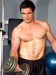 Landon Mark works out his hot jock muscles in the gym