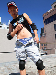 Tim Loux strips down on my rooftop